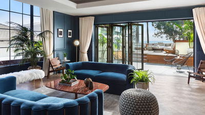Indoor and outdoor public spaces at the Fairmont give guests a sense of place.