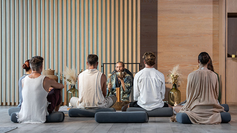 A meditation session at Palmaia