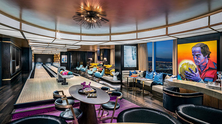 Theme suites such as the Kingpin remain at the Palms.