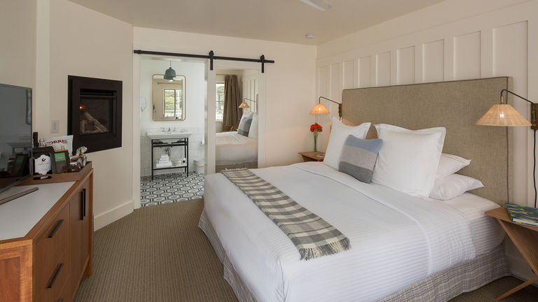 Every guestroom features a fireplace and an uber-comfy Doctor’s Choice mattress by Denver Mattress Co.