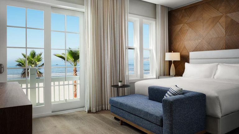 An oceanfront king bedroom at Shore House