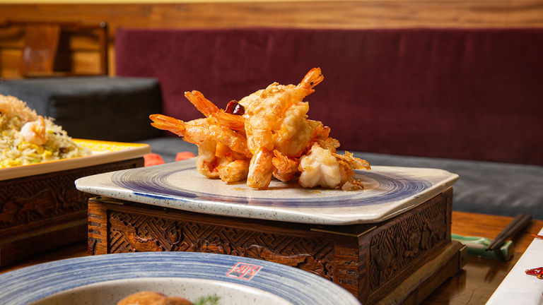 Guests dine like royalty at Bistro Na’s.