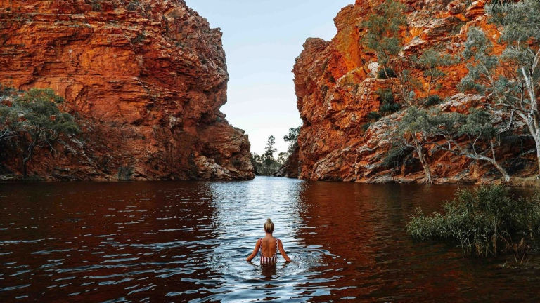 Tourism Australia knows that travelers are attracted to the country’s nature and wildlife.