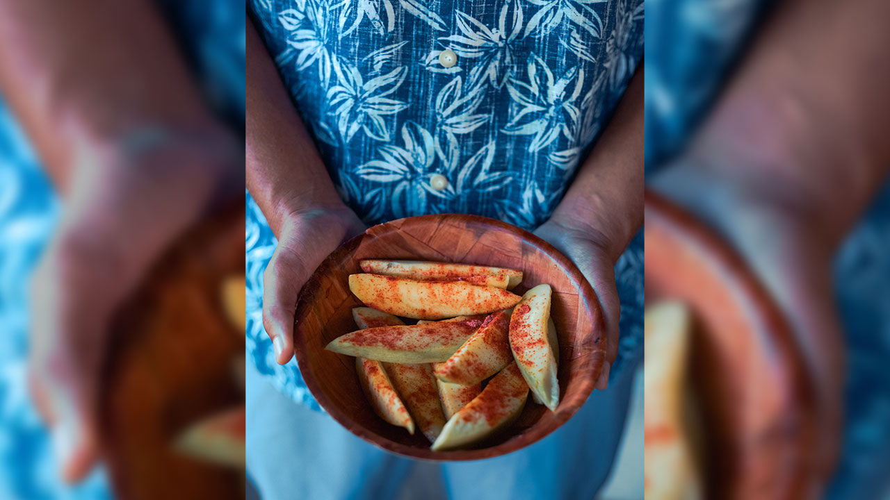 Eat Like a Local in Tahiti Through This Cultural Food Tour