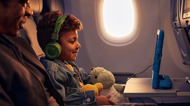 Reducing connecting flight time is good for the traveler, the airport and the airlines.