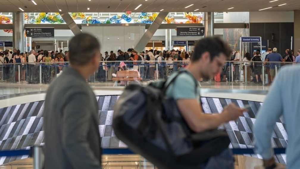 Advisors Can Help Clients Plan for Extended TSA Wait Times