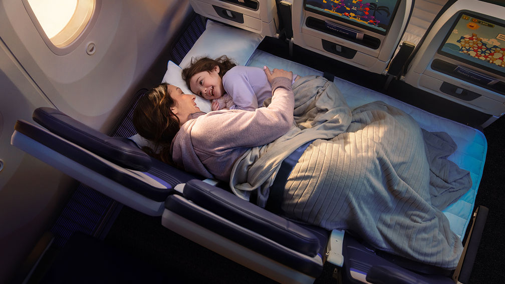 A First Look at United’s New ‘Relax Row,’ Economy Seats That Turn Into a Couch