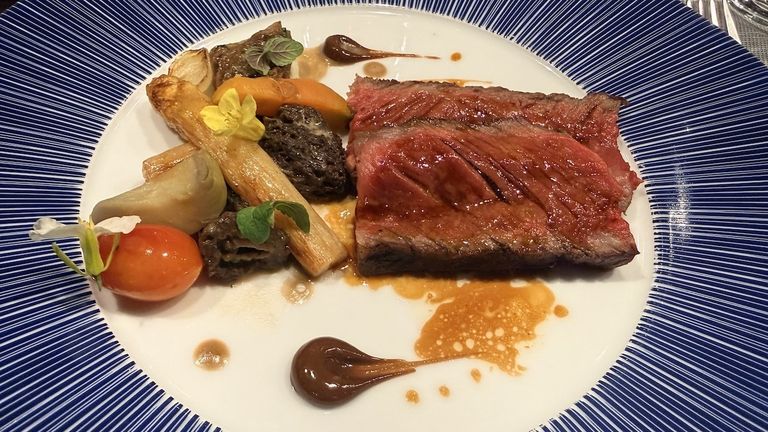 The main course, prepared by chef Le Tohic, was American Imperial Wagyu beef with seasonal vegetables and natural jus.