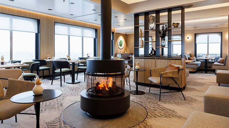 All three Swan Hellenic ships feature elegant, Scandi-design interiors.