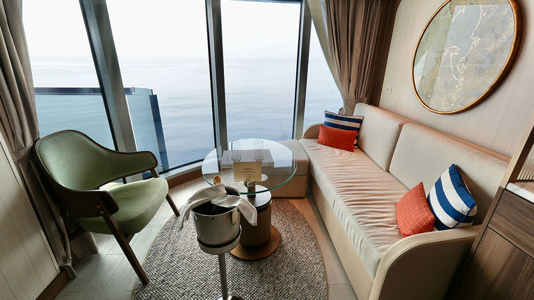 Panorama Veranda Suites have both an outdoor balcony and an indoor nook.