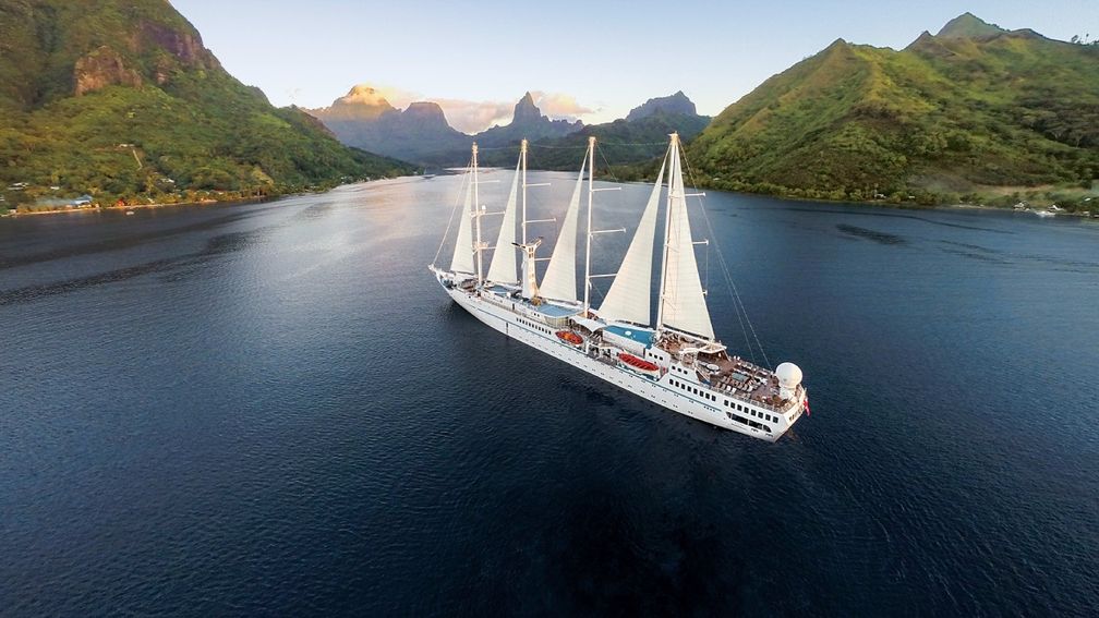 Windstar_Moorea