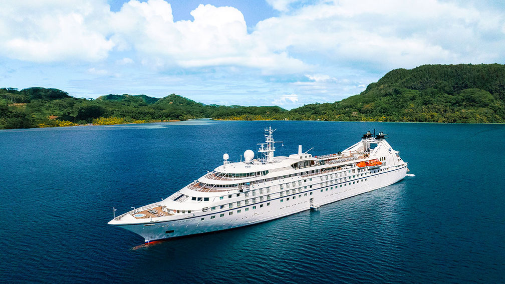 Why Windstar Is a Winning Choice for Groups in Tahiti