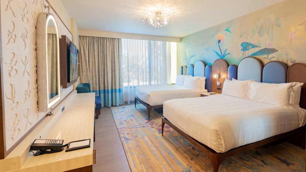 Review: The Villas at Disneyland Hotel