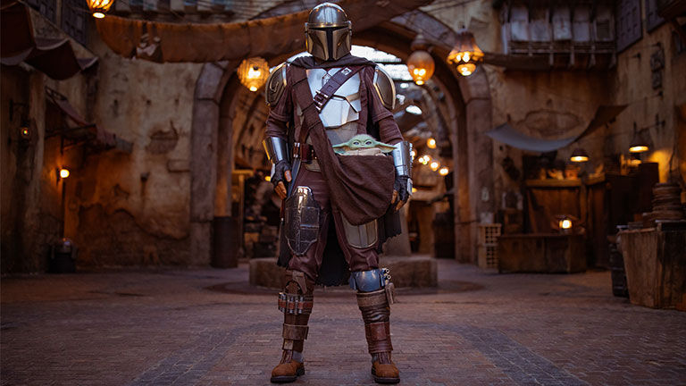 The Mandalorian will be appearing in Galaxy’s Edge beginning in November 2022.