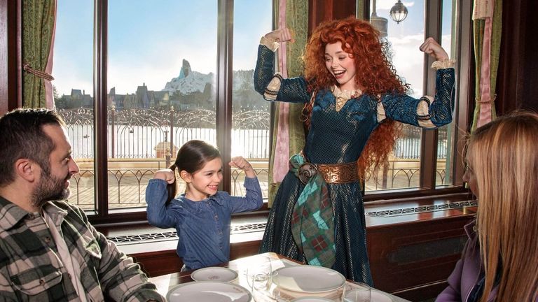 The table-service Regal View Restaurant & Lounge provides opportunities to meet Disney princesses.