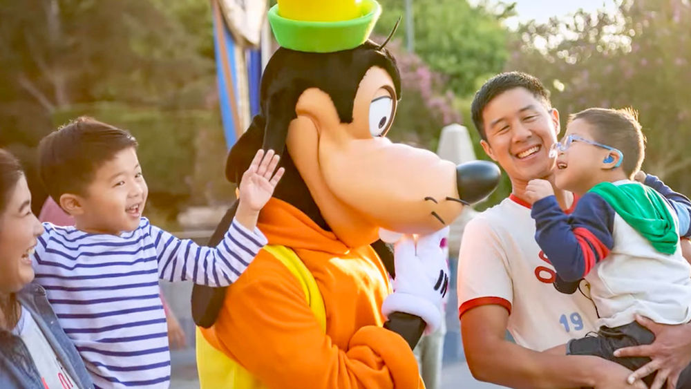 Disney parks offer some sign-language interpreted performances; schedules are available at Guest Relations.
