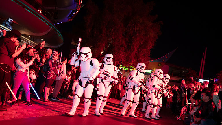 Disneyland Calendar_3