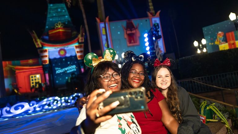 Clients can dress to the nines at swanky holiday parties in Hollywood Studios.