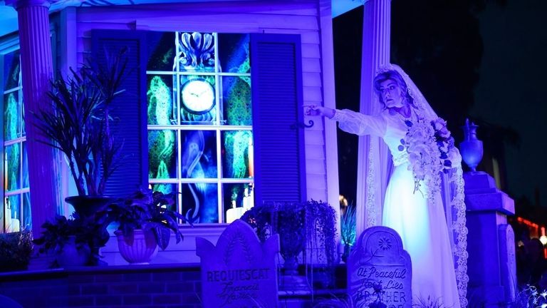 The new Madame Leota’s Swinging Wake – A Haunted Mansion Street Party is inspired by the beloved attraction.
