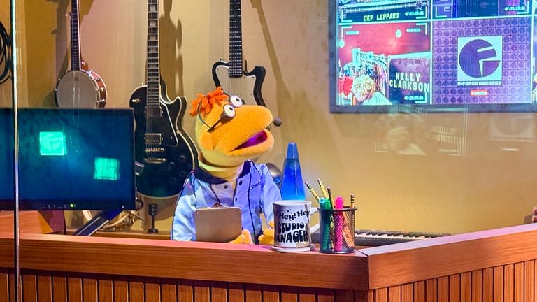Rock 'n' Roller Coaster Starring the Muppets features the first-ever Scooter audio animatronic figure.
