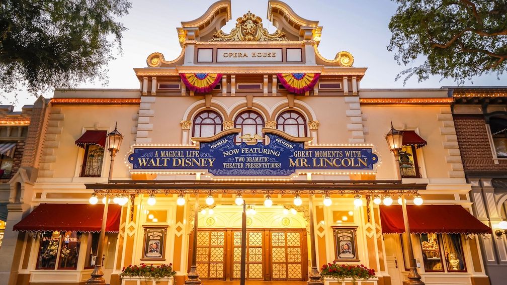 Disneyland Debuts Walt Disney – A Magical Life