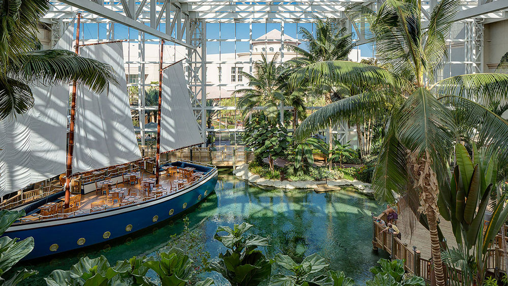Gaylord Palms has an atrium with flora and fauna from the Florida Everglades.