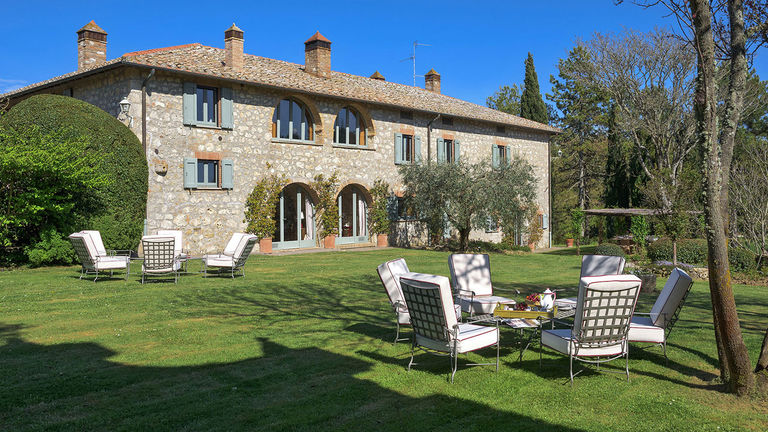 Villas of Distinction’s popular Villa Aiola, located in Tuscany