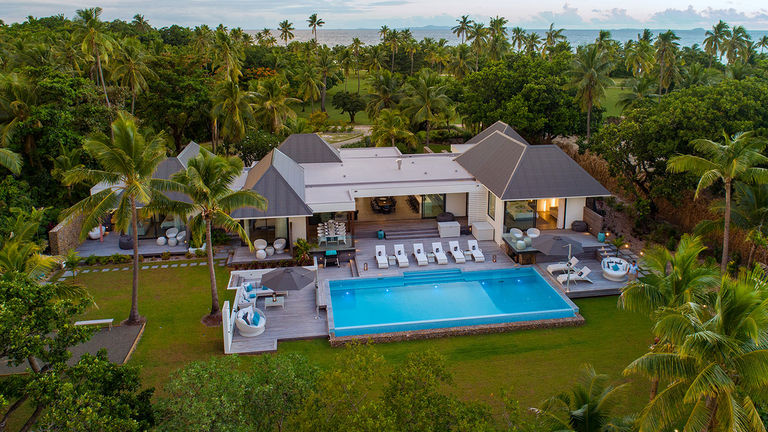 Taleitaki is a new four-bedroom villa at Vomo Island Fiji.