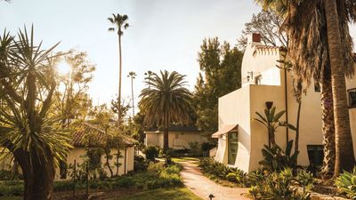 elencantohotelacquisition