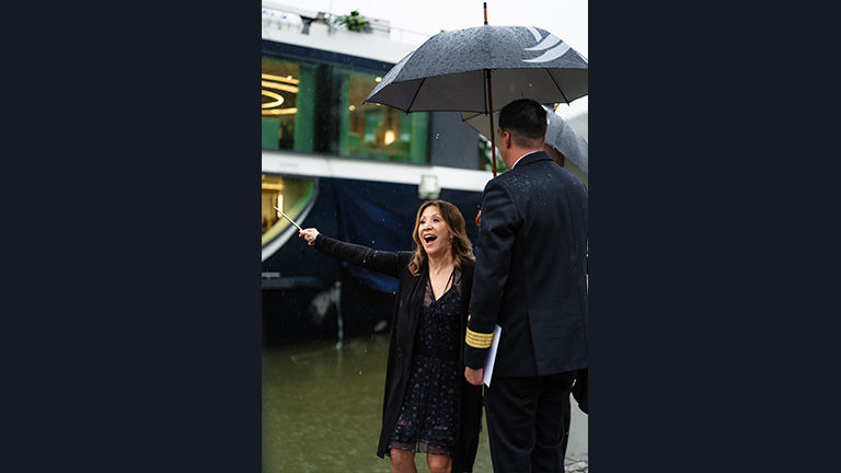 Actress and comedienne Cheri Oteri serves as Alegria’s godmother, and christened the ship during its inaugural sailing.