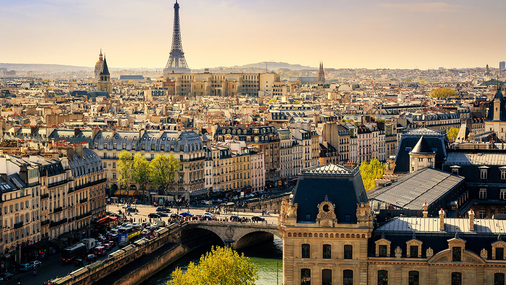 Pleasant Holidays and Journese Are Offering Paris Vacation Deals — Plus Advisor Booking Incentives