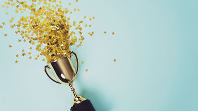 The quarterly awards recognize top-selling travel advisors.