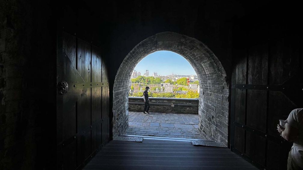Nanjing China City Wall photo 4