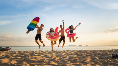 Travelers can find good deals on Labor Day getaways this year.