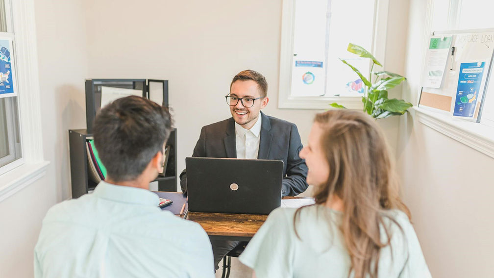 Travel Advisors Show Strong Optimism for 2025, Embrace AI Technology