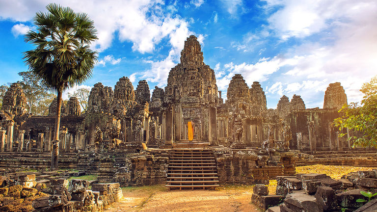 Due to numerous reasons, this might be a particularly good year to visit the usually busy Siem Reap in Cambodia.