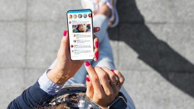 AdvisoronSocialMedia