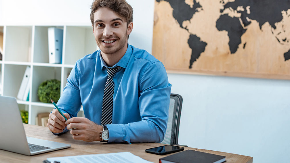 How To Be A Travel Agent On The Side