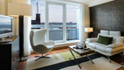 Some rooms have a view of the iconic Battersea Power Station.// © 2011 Pestana Chelsea Bridge Hotel & Spa