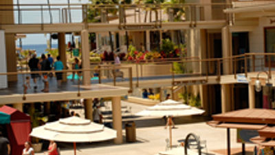 Shopping in Maui: It's a Buyer's Market