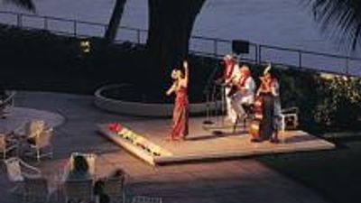 Live Hawaiian Music On Oahu