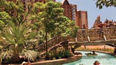 Aulani Resort & Spa Opens on Oahu