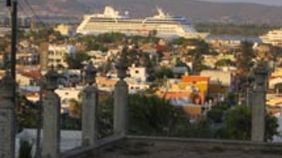 Mazatlan: Colonial City on the Beach