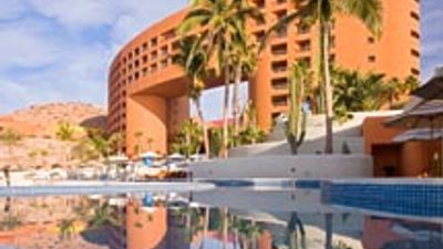 Two Starwood Hotels in Los Cabos