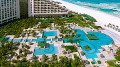 Iberostar Cancun Debuts