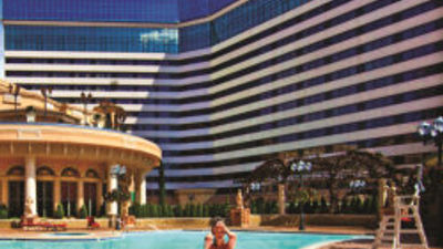 Peppermill Resort Spices Up a Reno Vacation