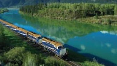 Rocky Mountaineer Explores Alberta