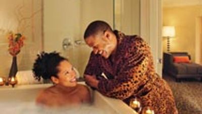 Kimpton Offers Robe-Mantic Retreats