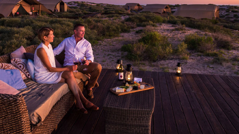 Sal Salis, also in Cape Range, offers romantic glamping in addition to included tours. // © 2016 Tourism Western Australia