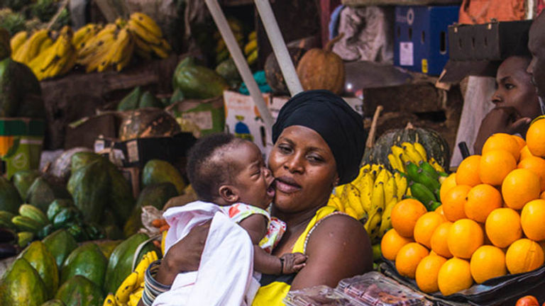 Nakasero market // (C) Bob Demyan